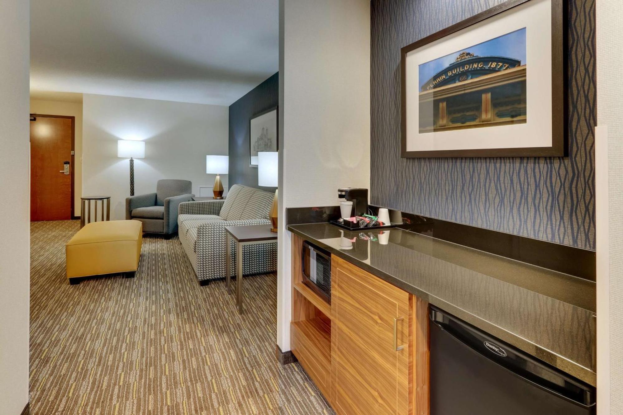 Hotel Drury & In 3*
