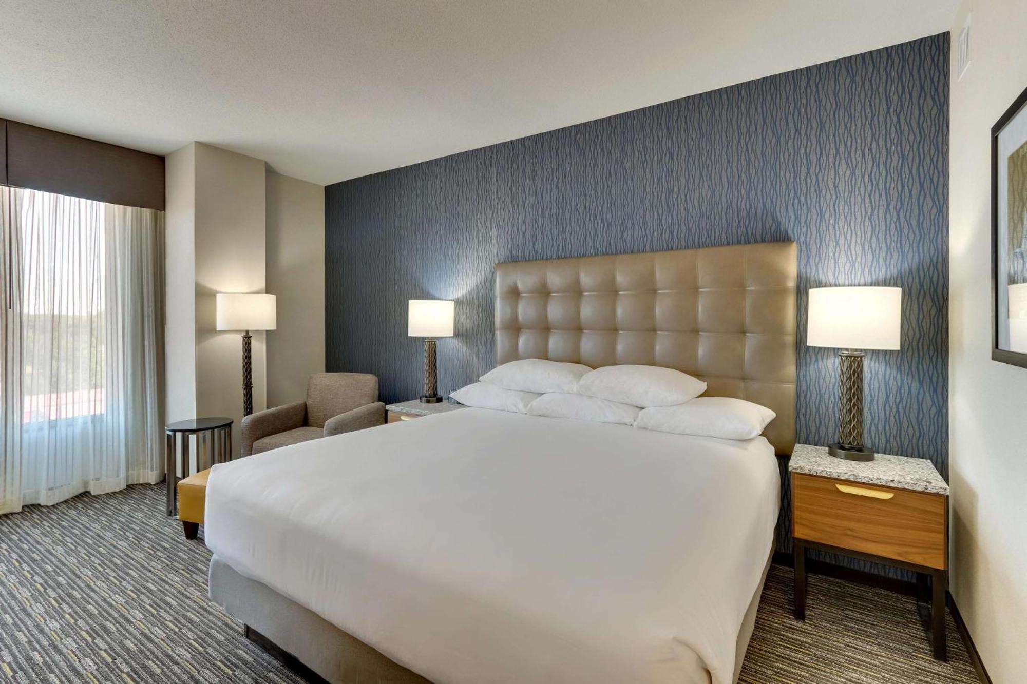 Hotel Drury & In 3*